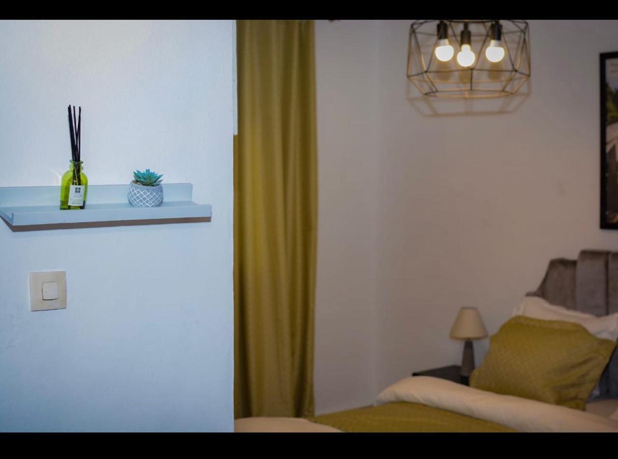 Appartement cosy goldy bonapriso Douala Esterno foto