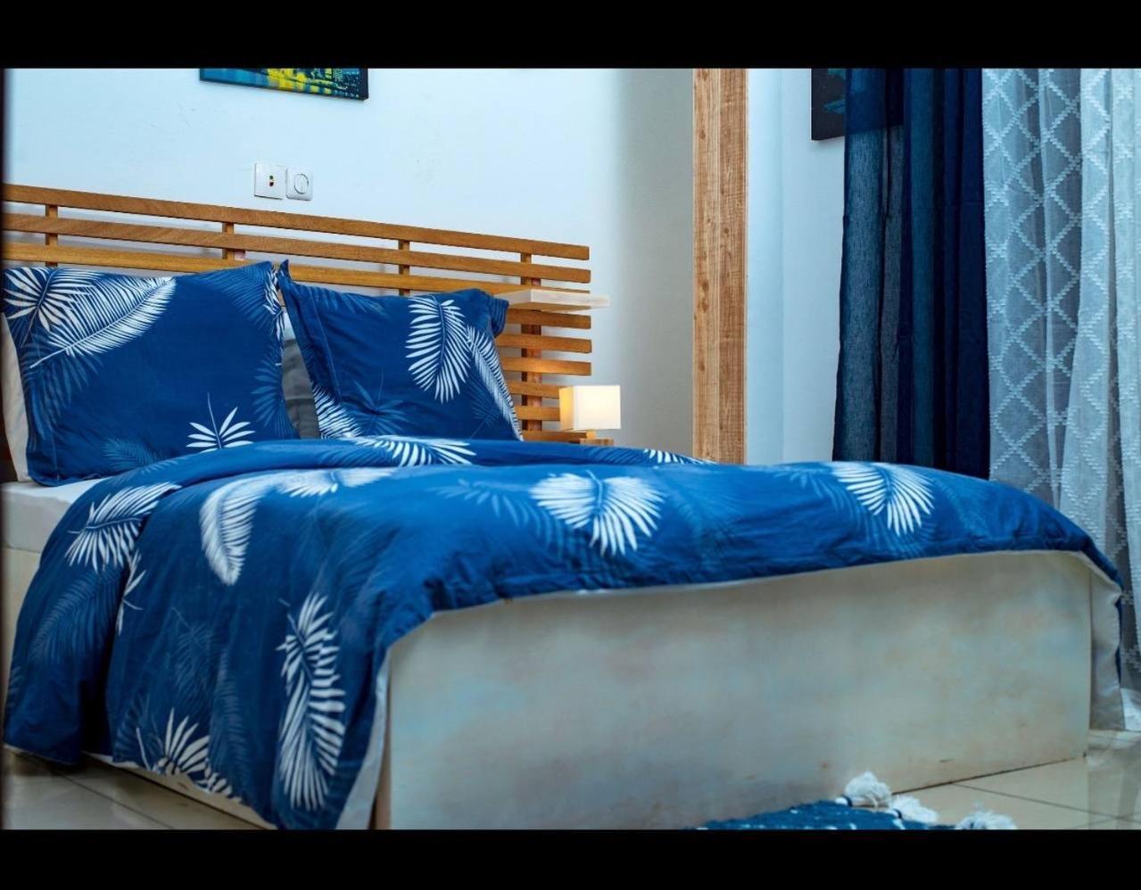 Appartement cosy goldy bonapriso Douala Esterno foto